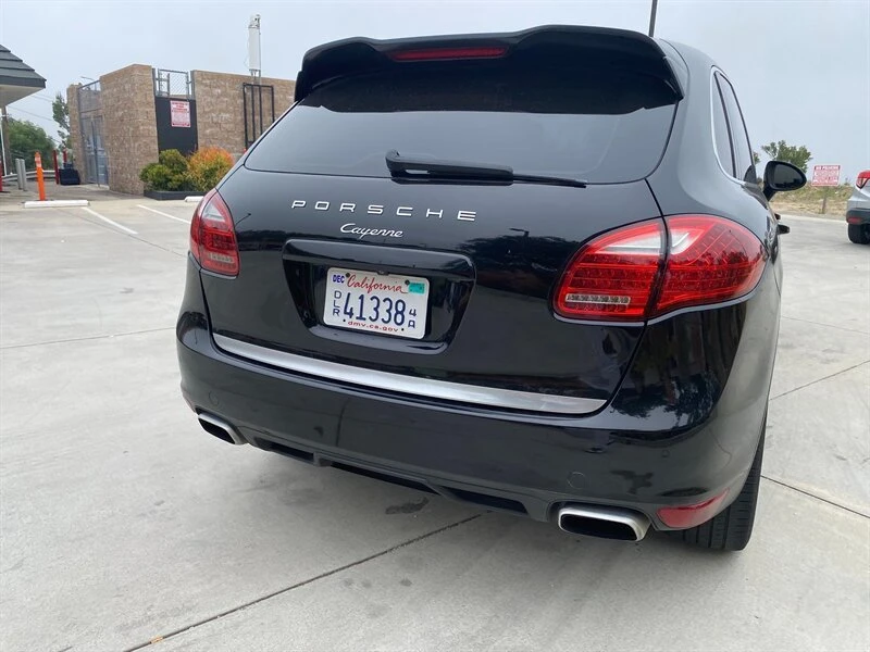 2012 Porsche 958 Cayenne - Image 11 of 20
