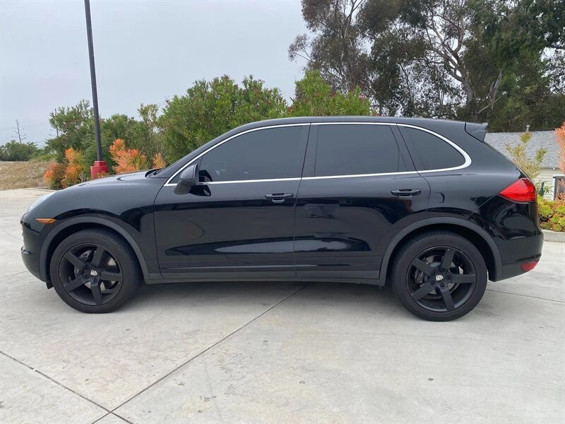 2012 Porsche 958 Cayenne - Image 2 of 20