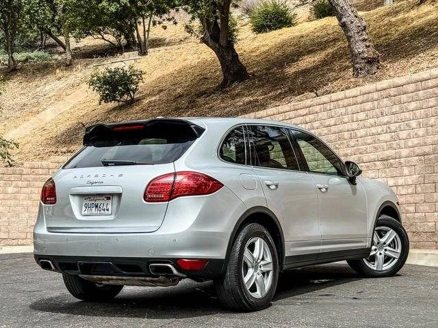 2012 Porsche 958 Cayenne - Image 19 of 20