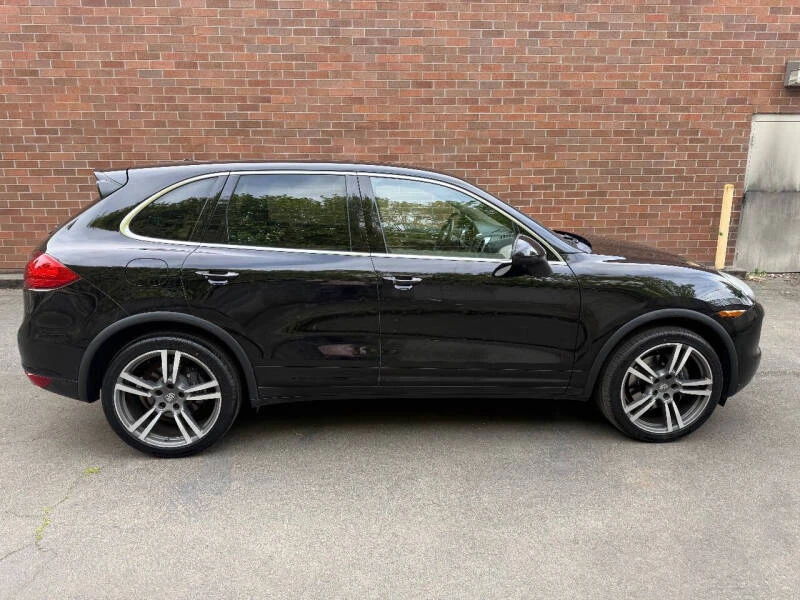 2012 Porsche 958 Cayenne - Image 10 of 31
