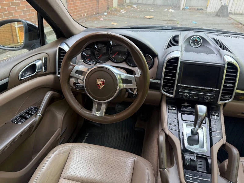 2012 Porsche 958 Cayenne - Image 31 of 31
