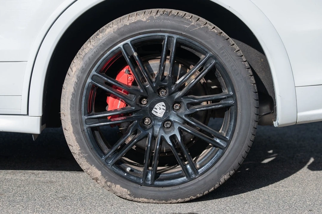 2012 Porsche 958 Cayenne Turbo - Image 24 of 30
