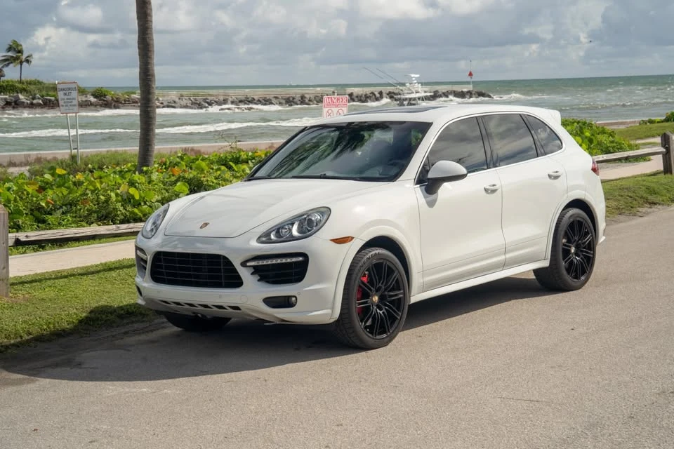 2012 Porsche 958 Cayenne Turbo - Image 5 of 8