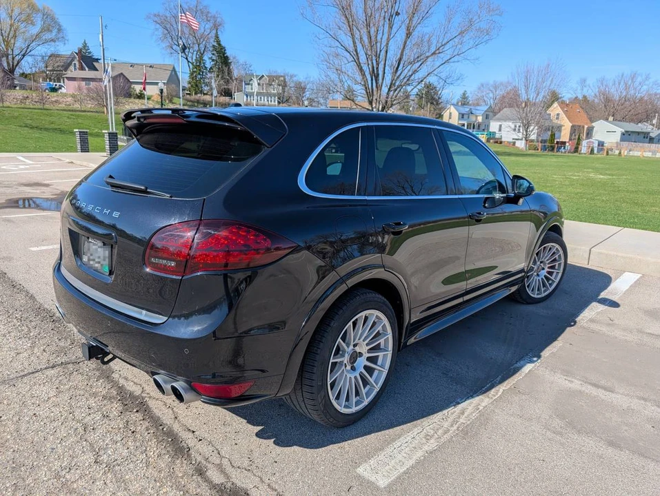 2012 Porsche 958 Cayenne Turbo - Image 8 of 23