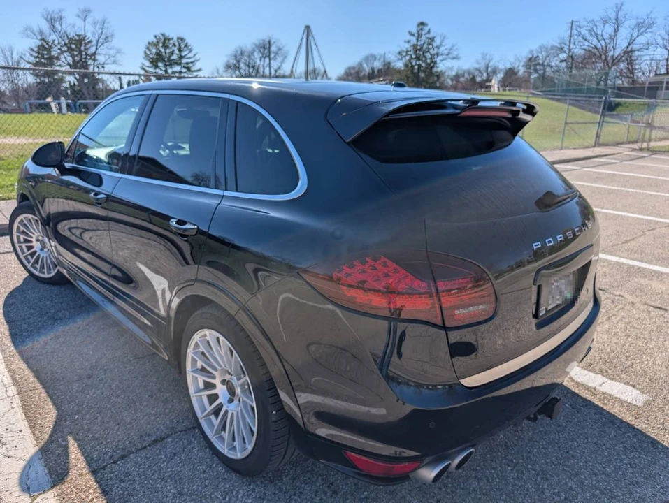 2012 Porsche 958 Cayenne Turbo - Image 5 of 23