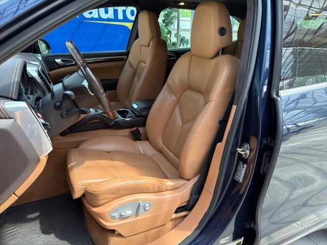 2012 Porsche 958 Cayenne Turbo - Image 14 of 31