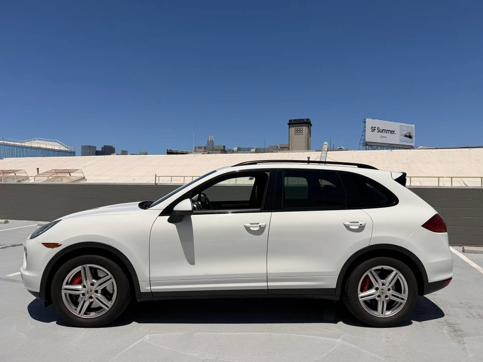 2012 Porsche 958 Cayenne Turbo - Image 7 of 23
