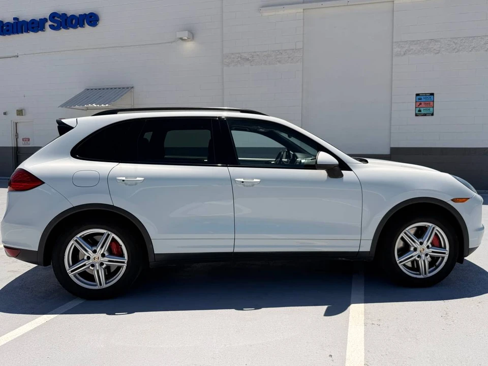 2012 Porsche 958 Cayenne Turbo - Image 11 of 23