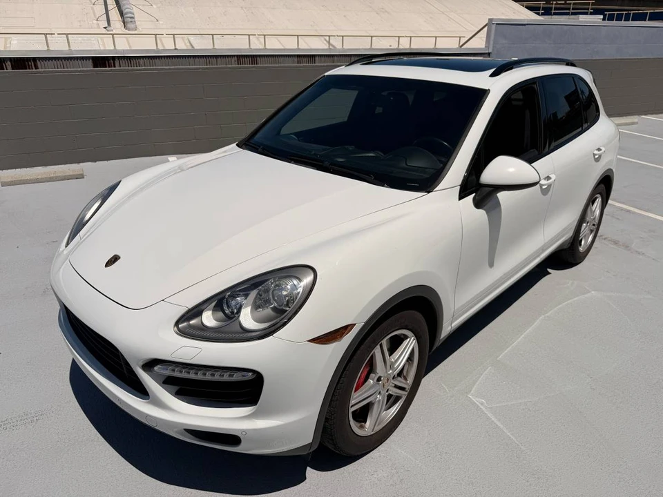 2012 Porsche 958 Cayenne Turbo - Image 6 of 23