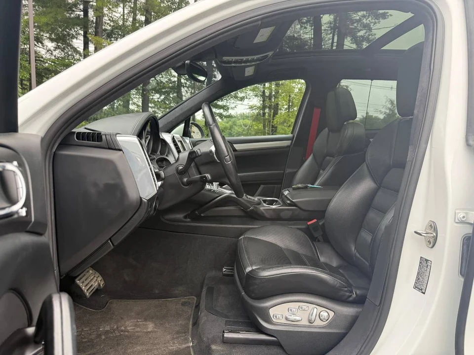 2012 Porsche 958 Cayenne Turbo - Image 5 of 20