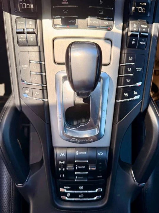 2012 Porsche 958 Cayenne Turbo - Image 16 of 23
