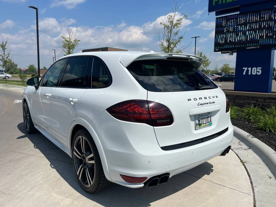 2012 Porsche 958 Cayenne Turbo - Image 5 of 8