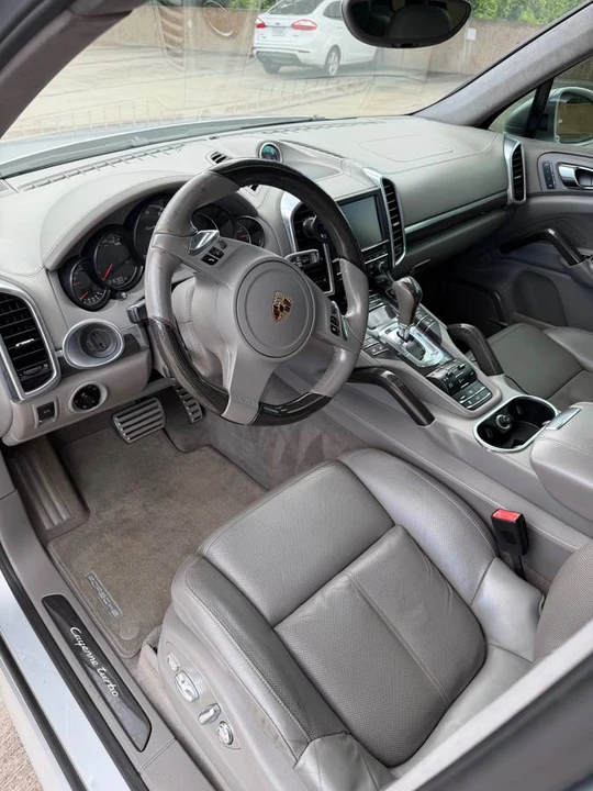2012 Porsche 958 Cayenne Turbo - Image 10 of 15