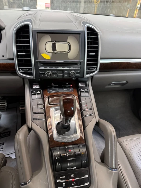 2012 Porsche 958 Cayenne Turbo - Image 14 of 20