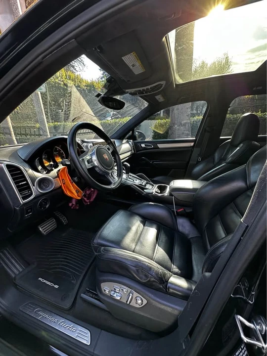 2012 Porsche 958 Cayenne Turbo - Image 8 of 9