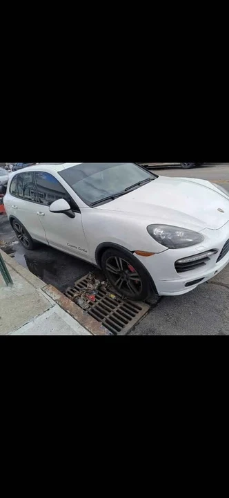 2012 Porsche 958 Cayenne Turbo - Image 5 of 8