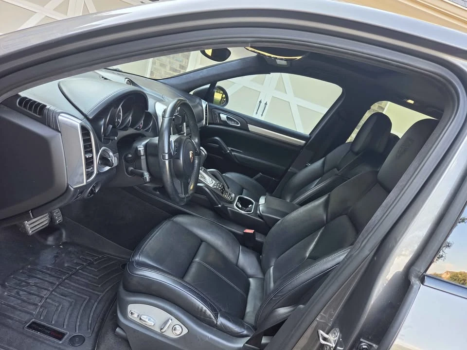 2012 Porsche 958 Cayenne Turbo - Image 10 of 20