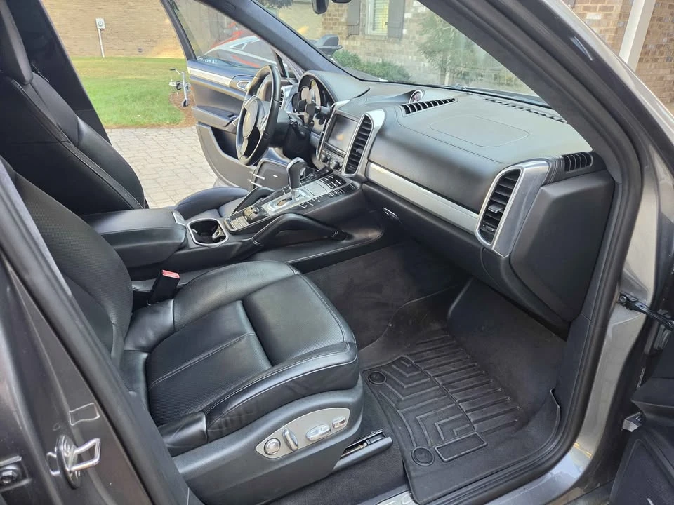 2012 Porsche 958 Cayenne Turbo - Image 11 of 20