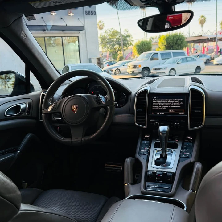 2012 Porsche 958 Cayenne Turbo - Image 8 of 20