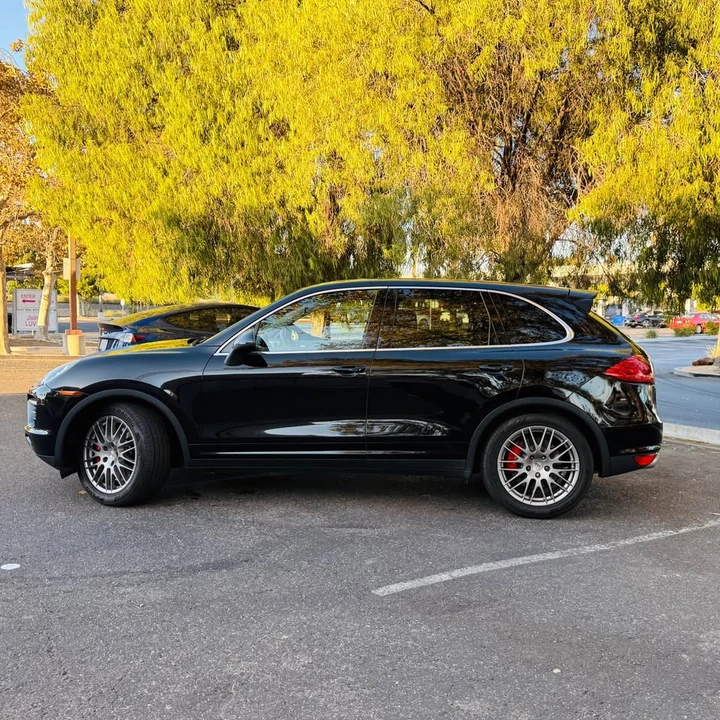 2012 Porsche 958 Cayenne Turbo - Image 6 of 20