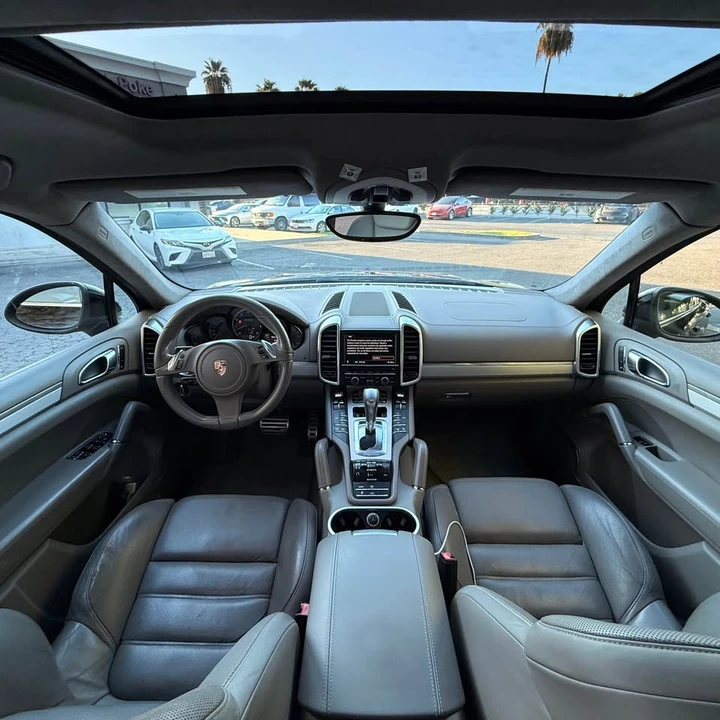 2012 Porsche 958 Cayenne Turbo - Image 9 of 20