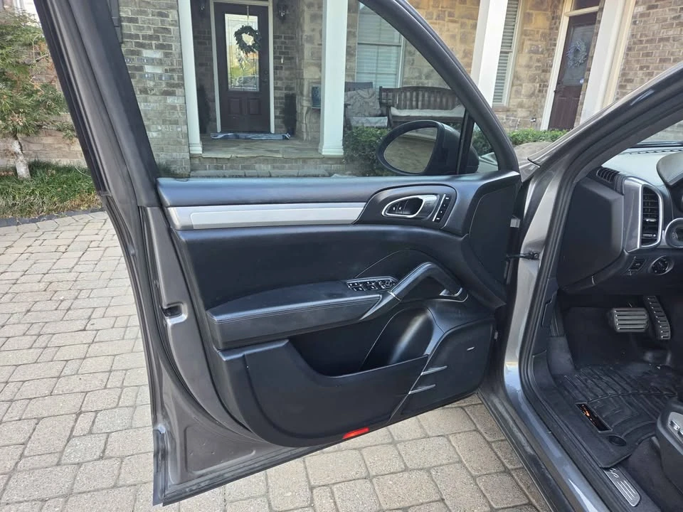 2012 Porsche 958 Cayenne Turbo - Image 17 of 20