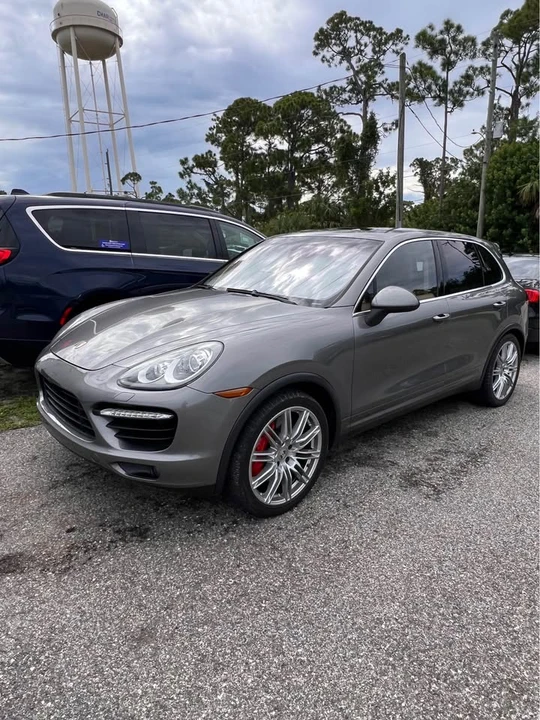 2012 Porsche 958 Cayenne Turbo - Image 2 of 6