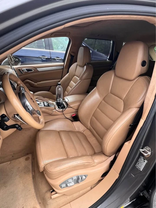2012 Porsche 958 Cayenne Turbo - Image 6 of 6