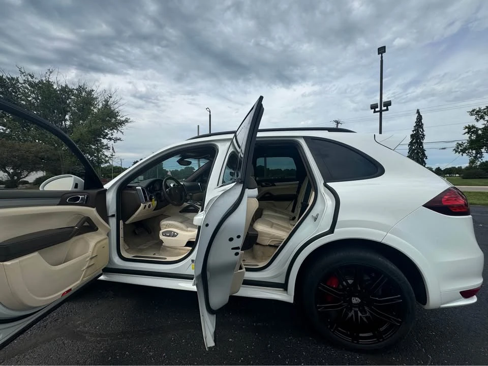 2012 Porsche 958 Cayenne Turbo - Image 7 of 11