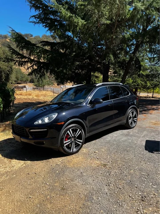 2012 Porsche 958 Cayenne Turbo - Image 2 of 3