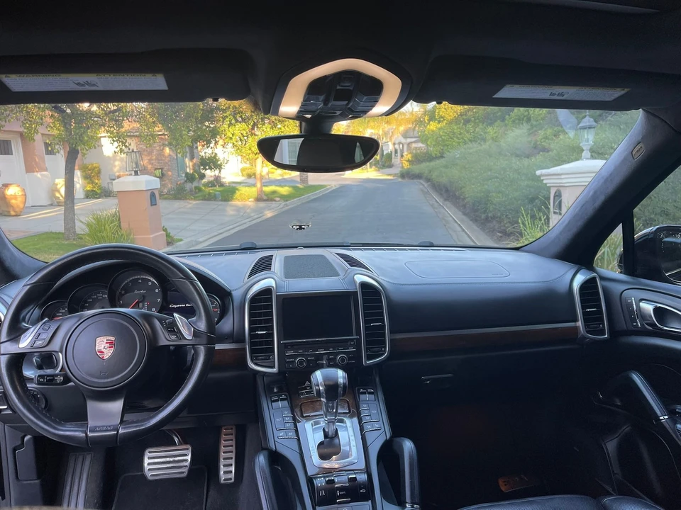 2012 Porsche 958 Cayenne Turbo - Image 9 of 16