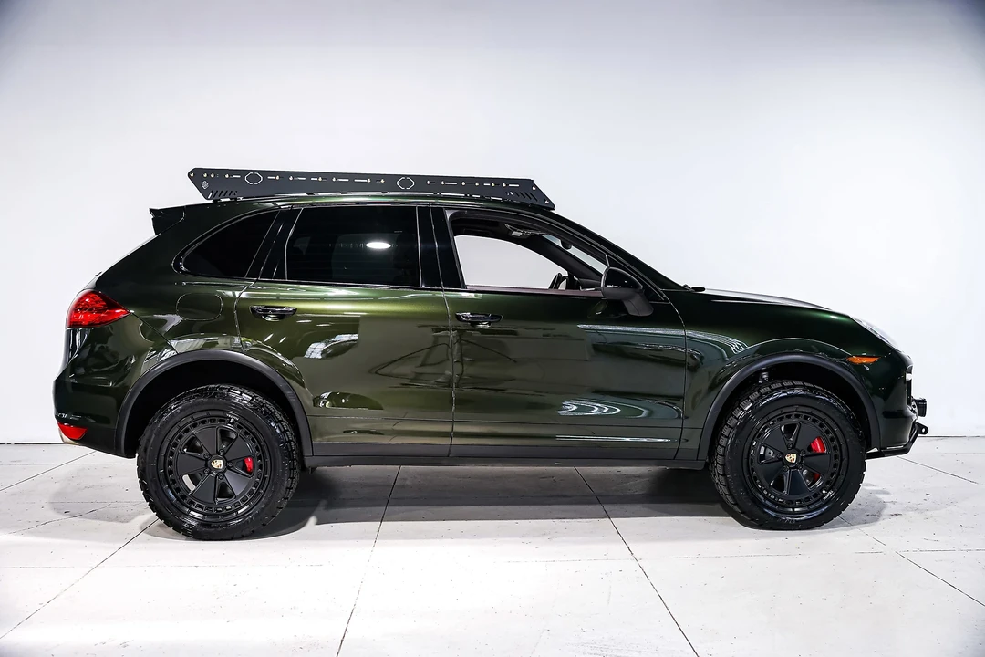 2012 Porsche 958 Cayenne Turbo - Image 2 of 12