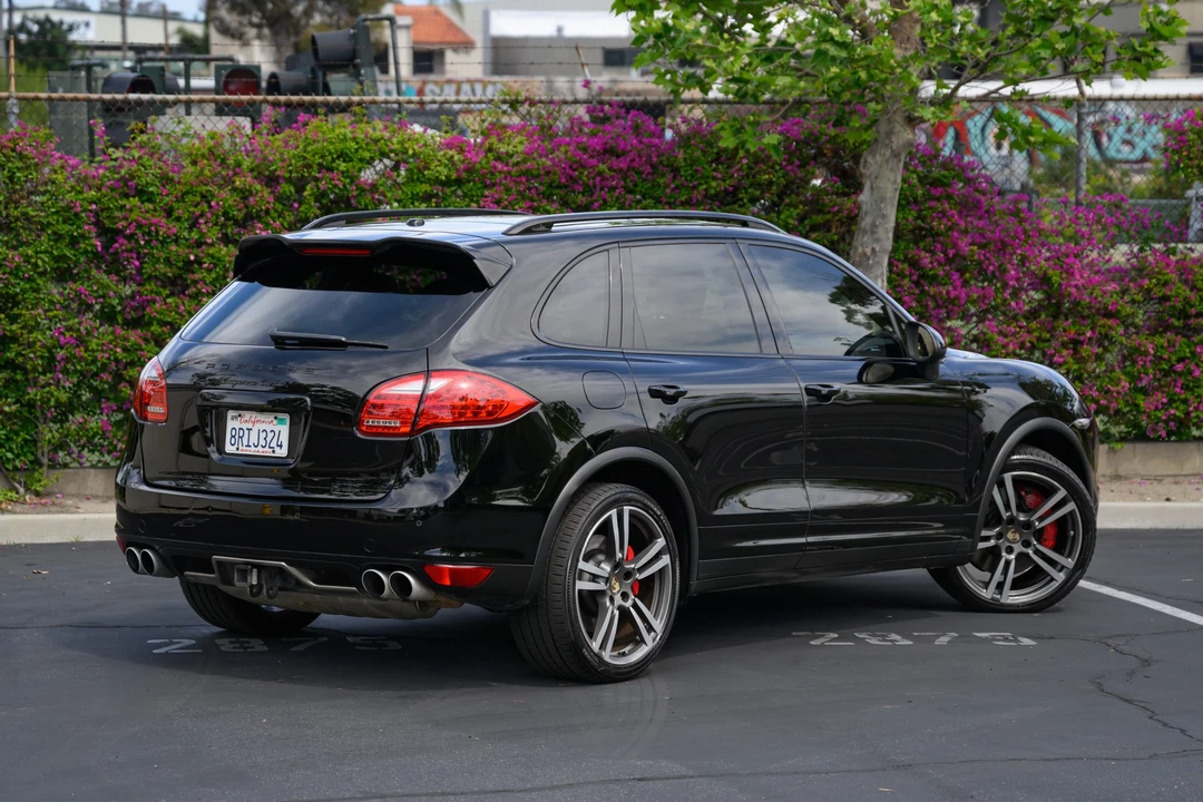 2012 Porsche 958 Cayenne Turbo - Image 11 of 31