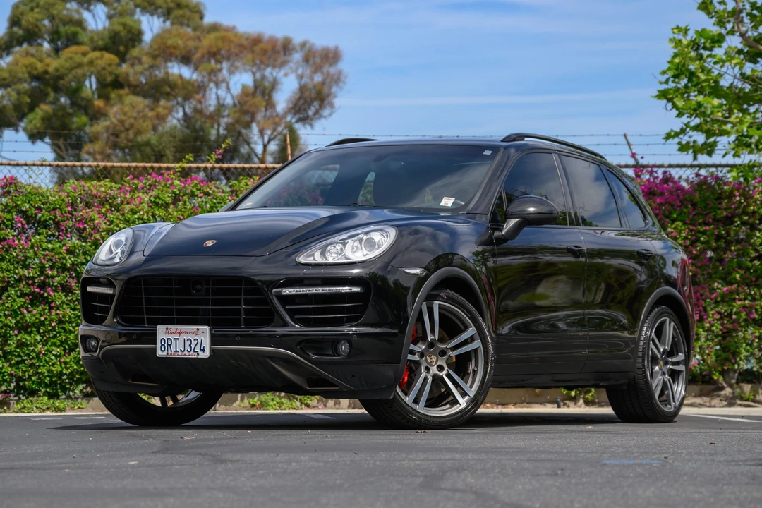 2012 Porsche 958 Cayenne Turbo - Image 3 of 31
