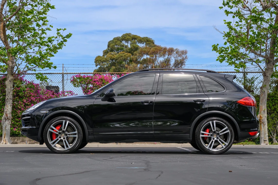 2012 Porsche 958 Cayenne Turbo - Image 5 of 31