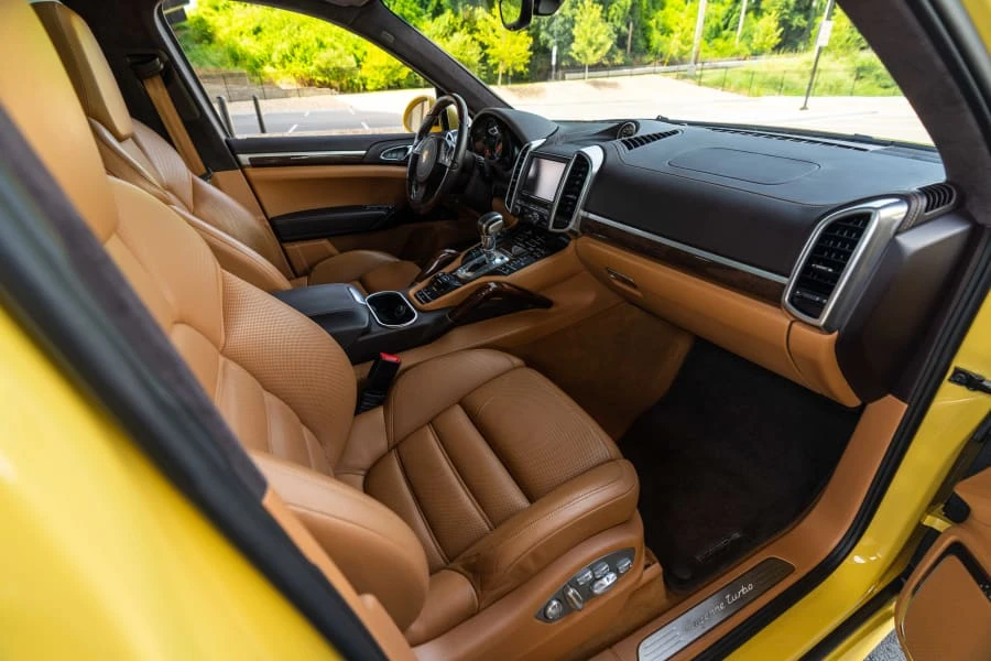2012 Porsche 958 Cayenne Turbo - Image 24 of 28
