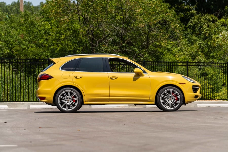 2012 Porsche 958 Cayenne Turbo - Image 2 of 28