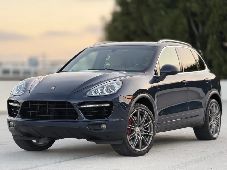 2012 Porsche 958 Cayenne Turbo - Image 3 of 31