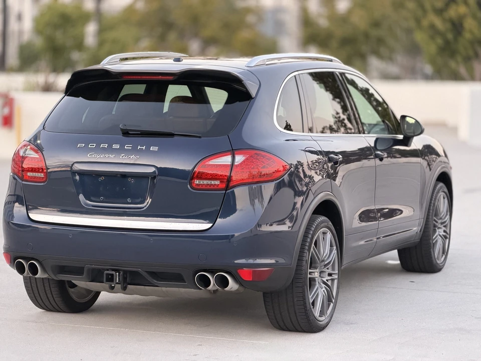 2012 Porsche 958 Cayenne Turbo - Image 5 of 31