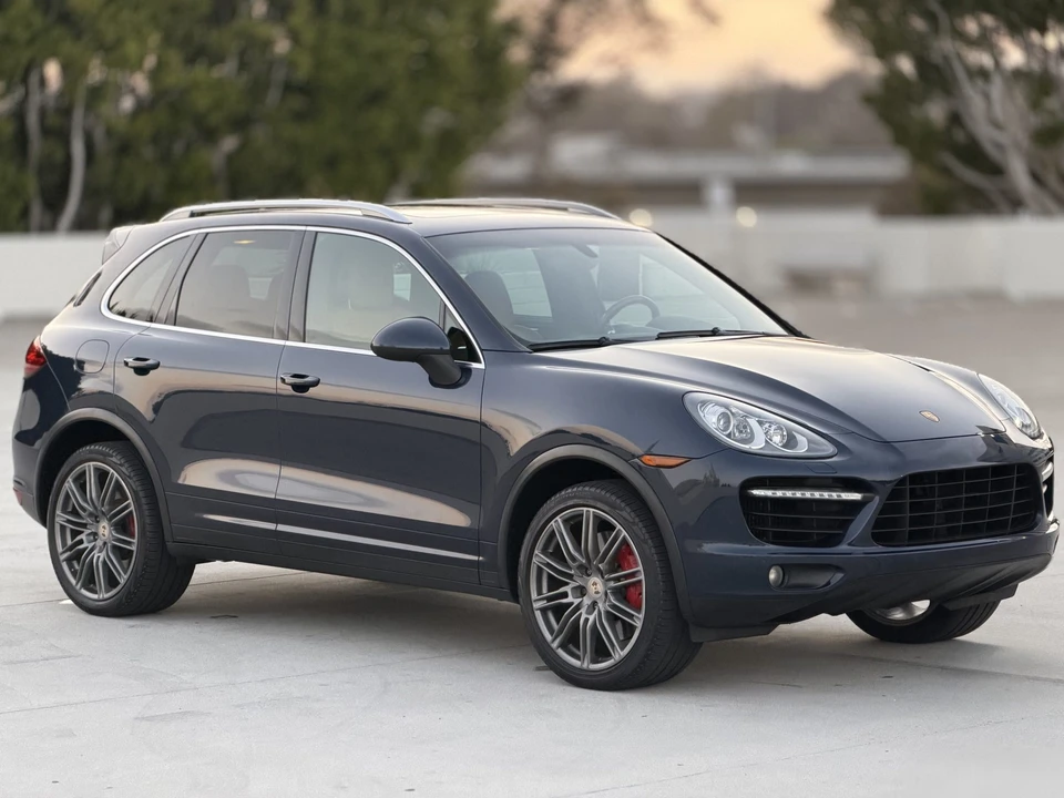 2012 Porsche 958 Cayenne Turbo - Image 9 of 31