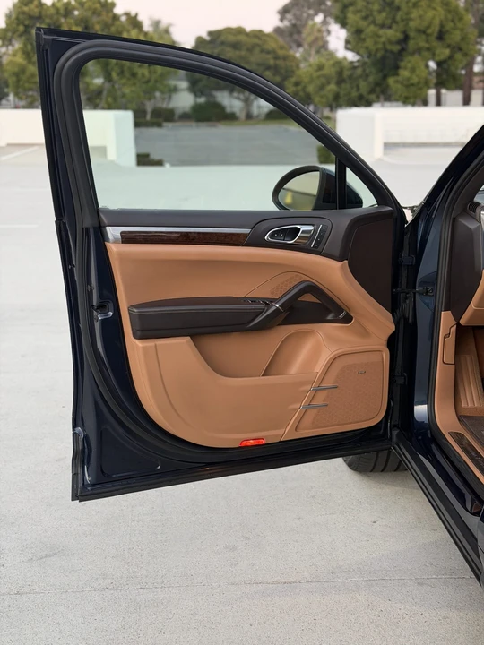 2012 Porsche 958 Cayenne Turbo - Image 12 of 31