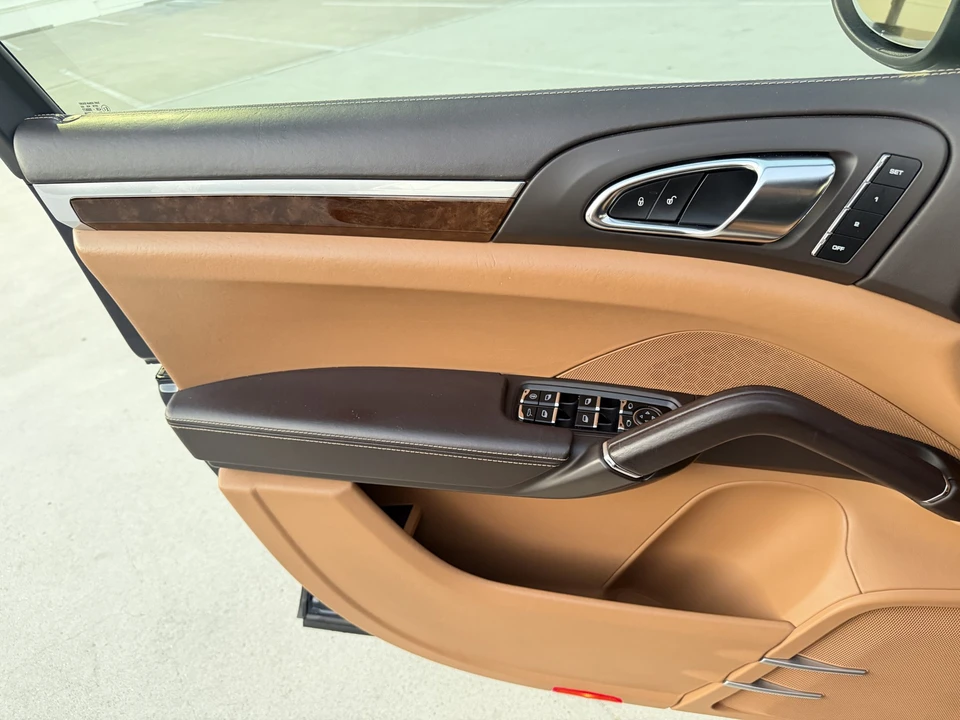 2012 Porsche 958 Cayenne Turbo - Image 22 of 31