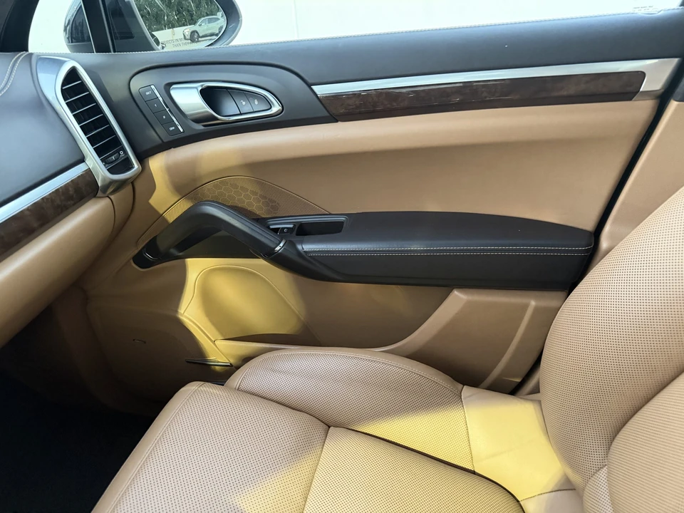 2012 Porsche 958 Cayenne Turbo - Image 17 of 31
