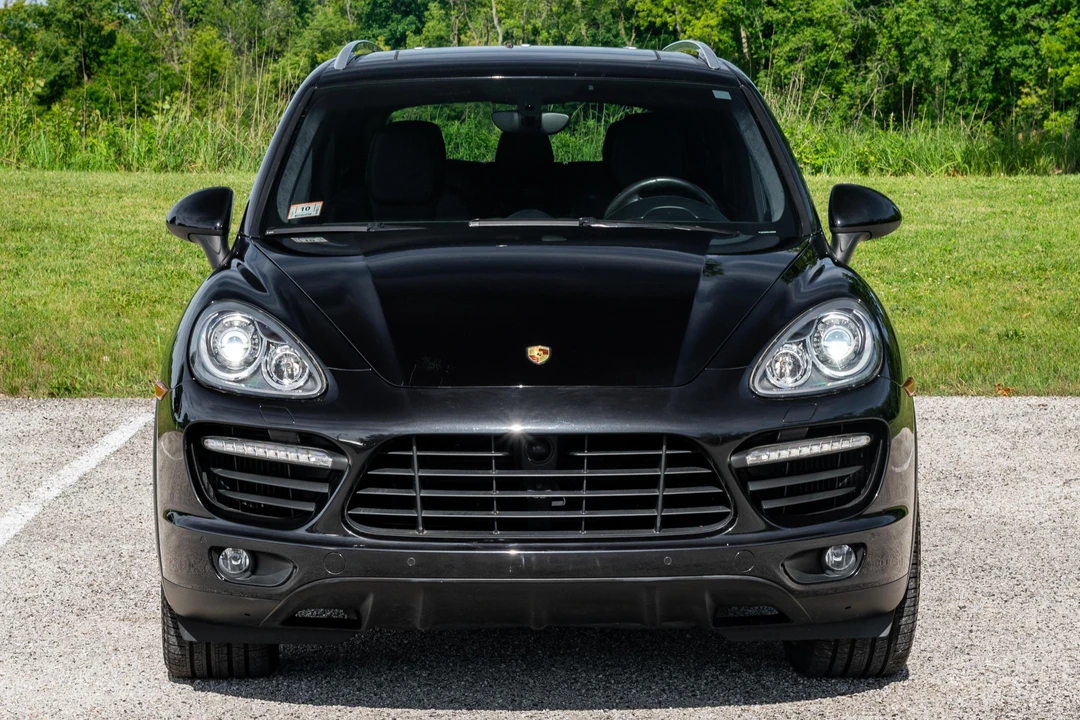 2012 Porsche 958 Cayenne Turbo - Image 2 of 31