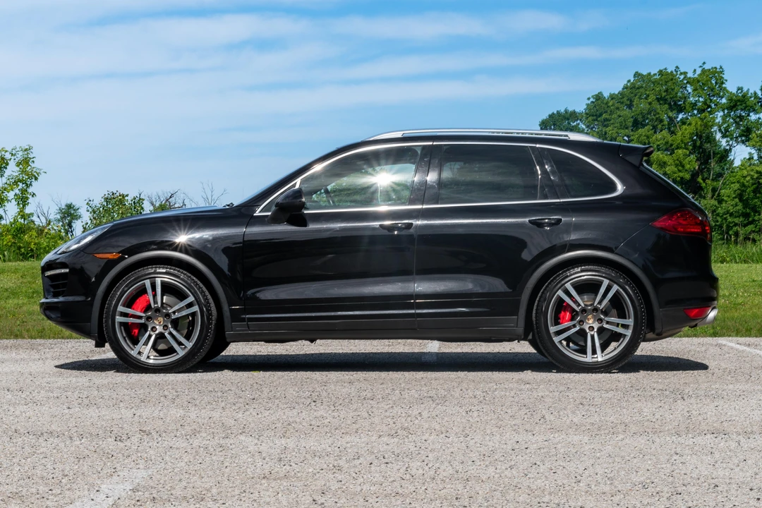 2012 Porsche 958 Cayenne Turbo - Image 8 of 31