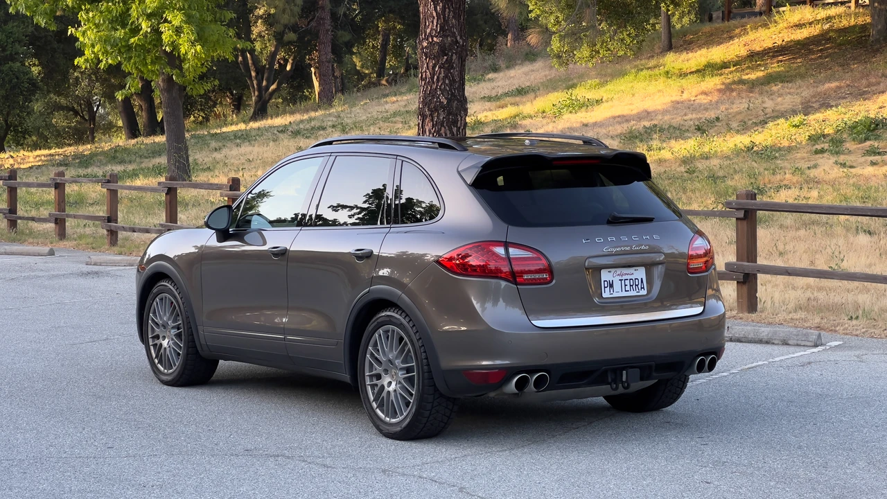2012 Porsche 958 Cayenne Turbo - Image 15 of 31