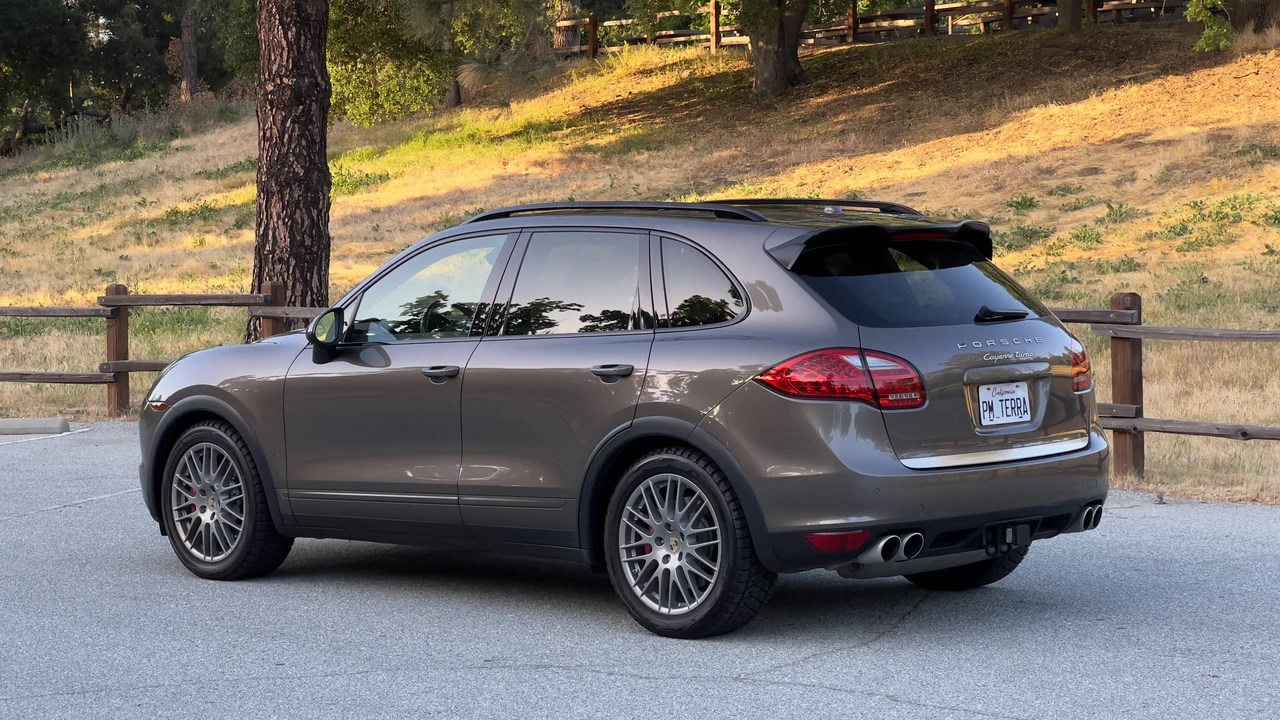 2012 Porsche 958 Cayenne Turbo - Image 13 of 31