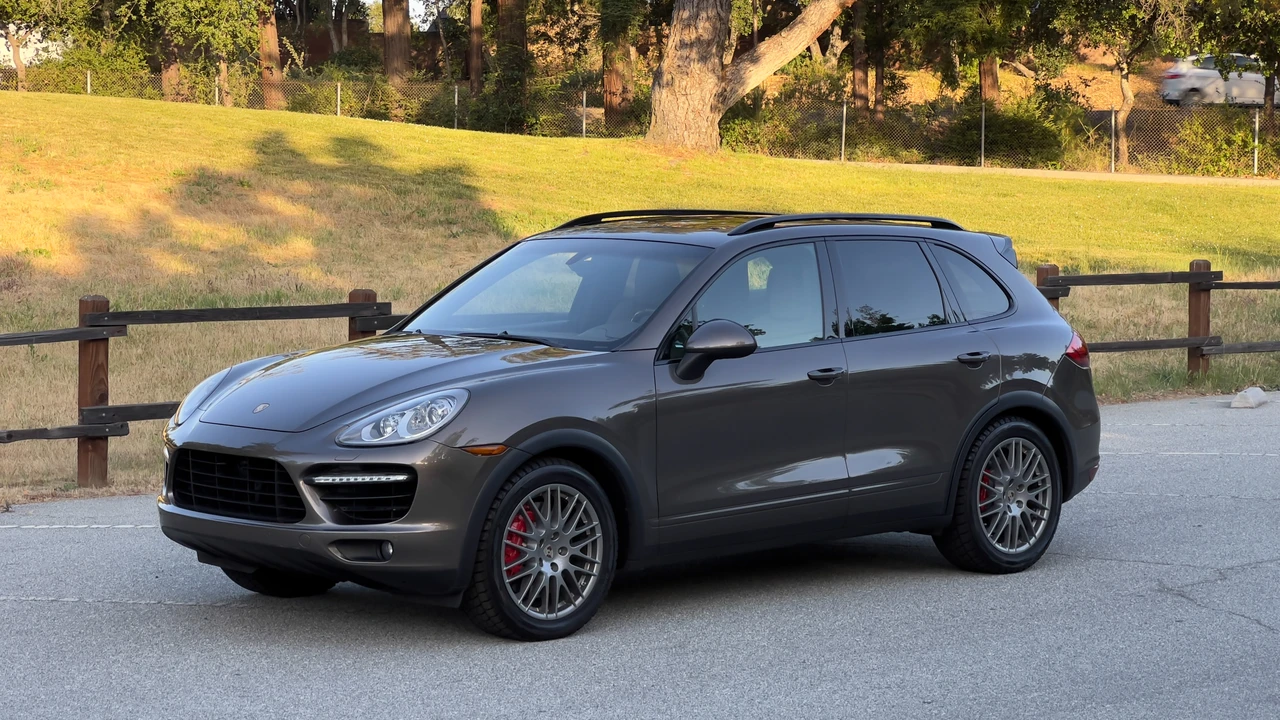 2012 Porsche 958 Cayenne Turbo - Image 8 of 31