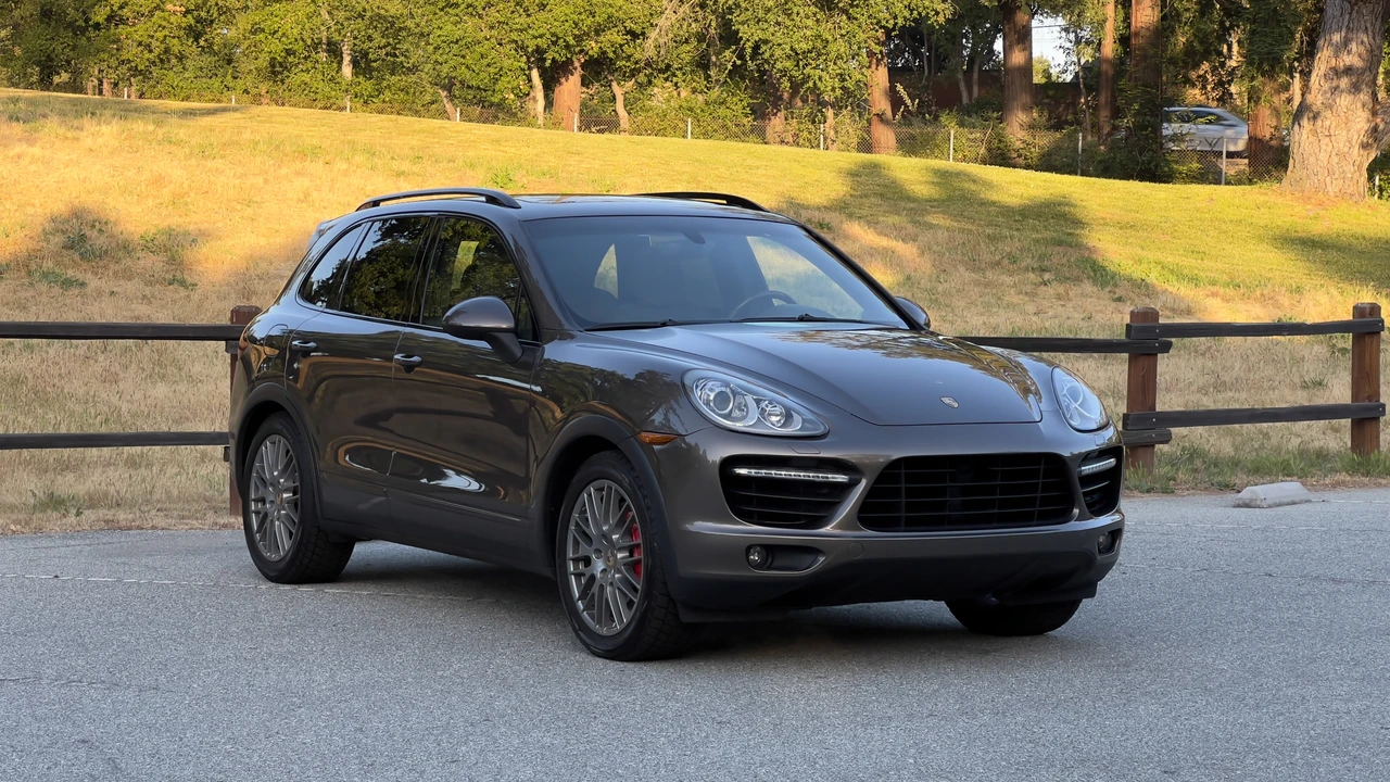 2012 Porsche 958 Cayenne Turbo - Image 29 of 31