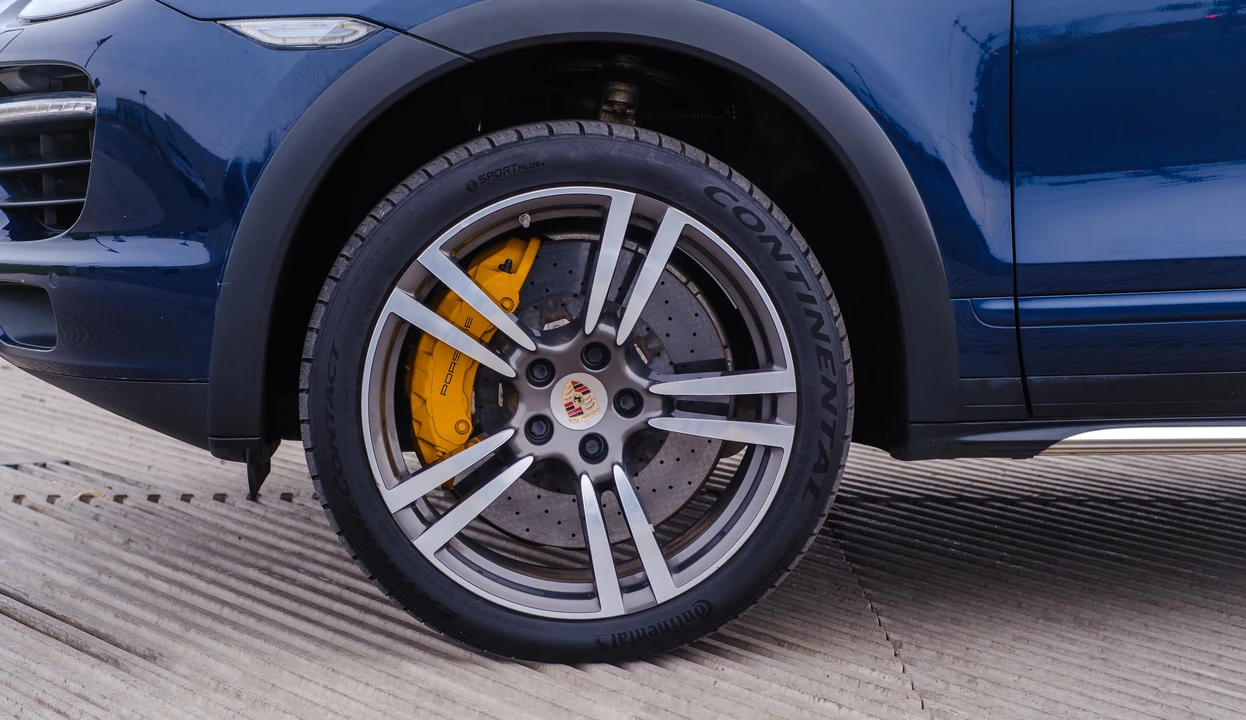 2012 Porsche 958 Cayenne Turbo - Image 20 of 31